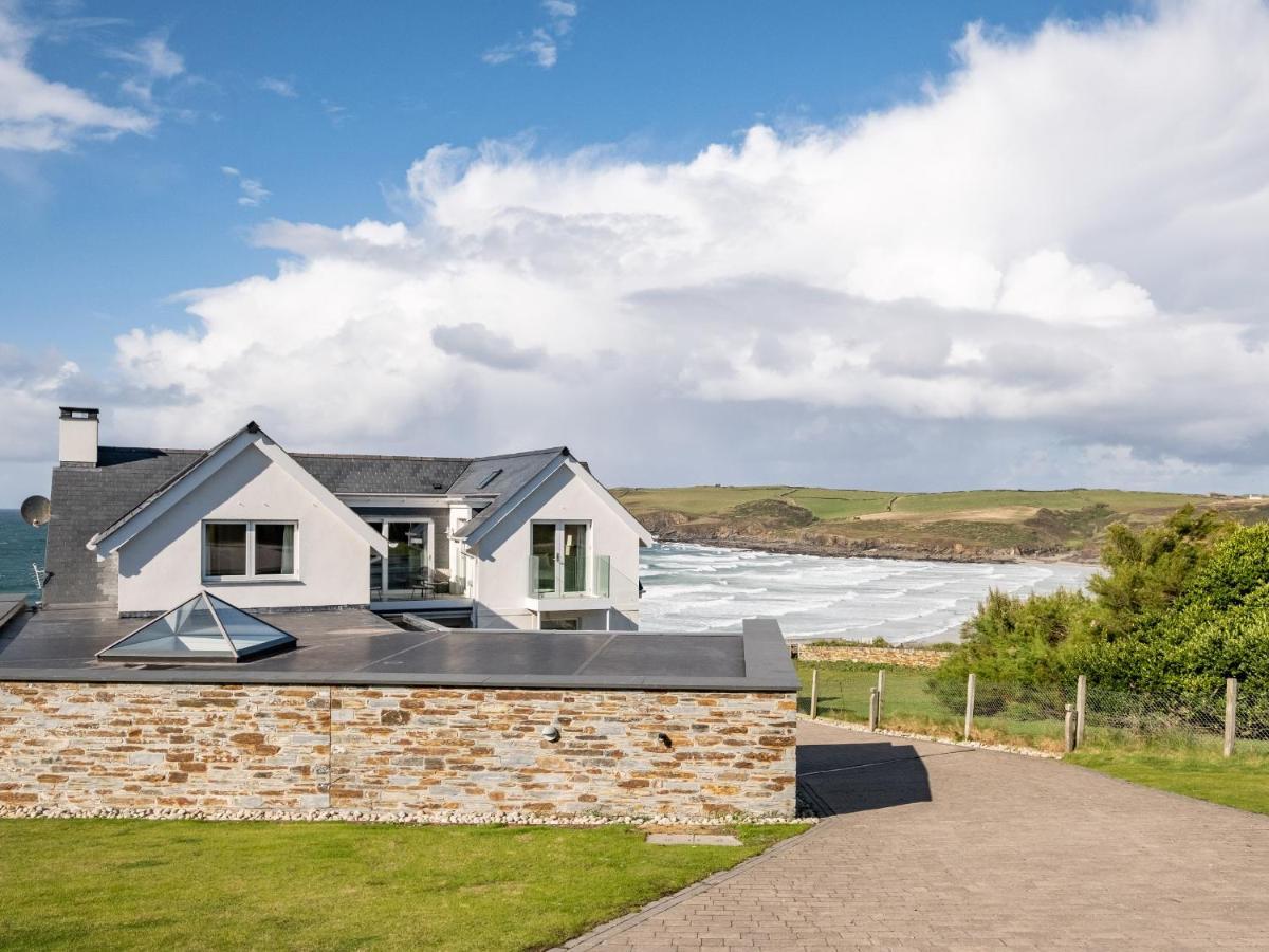 Seascape Villa Ползеат Екстериор снимка