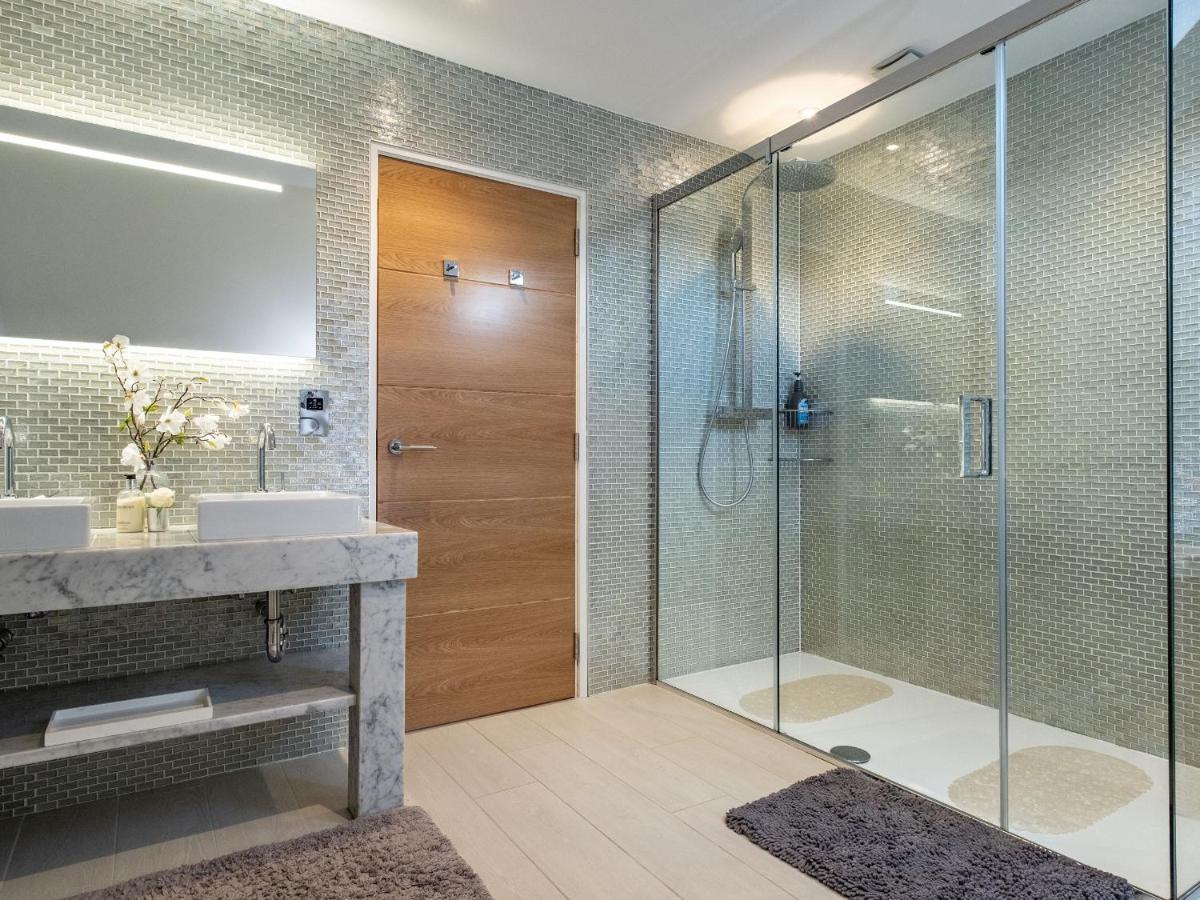 Seascape Villa Ползеат Екстериор снимка