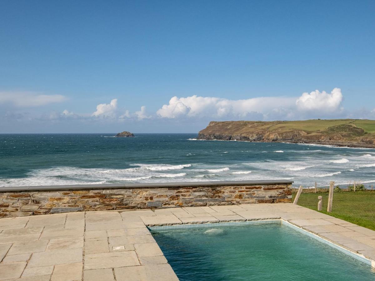Seascape Villa Ползеат Екстериор снимка